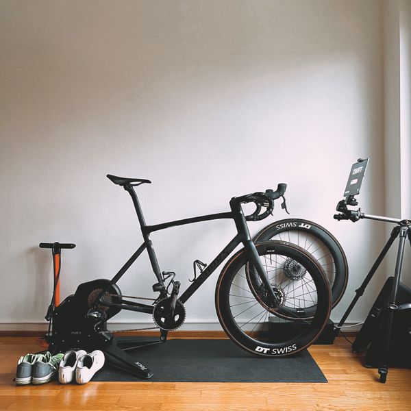 Bicicleta Fija Ñandú Pedaleá Tus Penas Monitor Cardíaco 8 Niveles